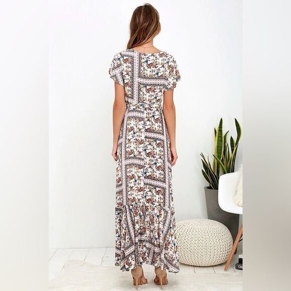 Lulus Playing Fleur Keeps Ivory Floral Bohemian Print Wrap Maxi Dress Sz. Small - Picture 15 of 16